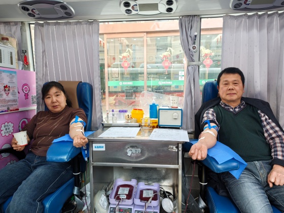 《热血安康·善举传扬》系列丨李化英、王克万夫妇：九年热血共赴 点亮生命微光