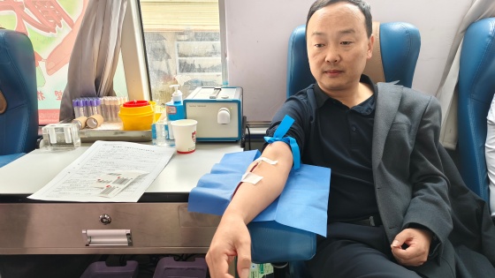 干群挽袖传递爱心暖流——汉阴县汉阳镇开展无偿献血活动