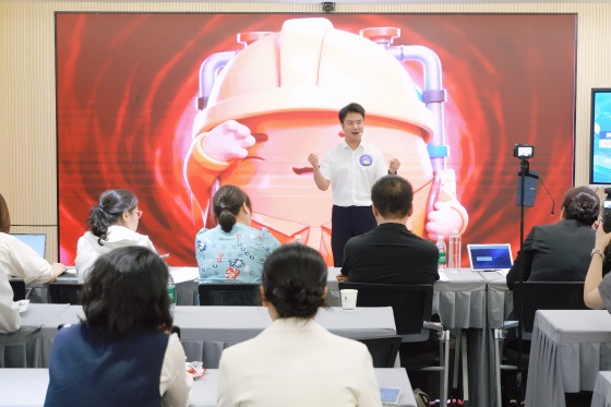 科普展风采 热血传大爱 —— 安康市中心血站斩获市级科普讲解大赛二等奖