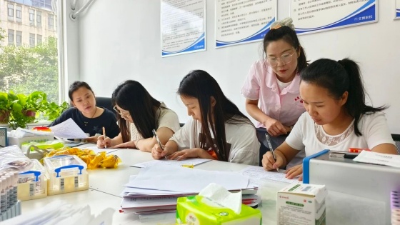 以点滴热血 为生命助力 | 汉滨区文博职业培训学校开展无偿献血公益活动