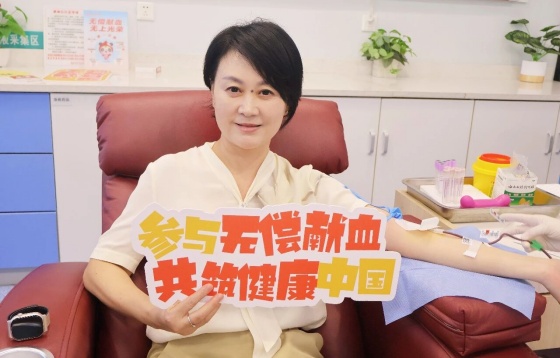 安康高新区卫生健康和医疗保障局联合多家单位参加血站开放日暨无偿献血活动