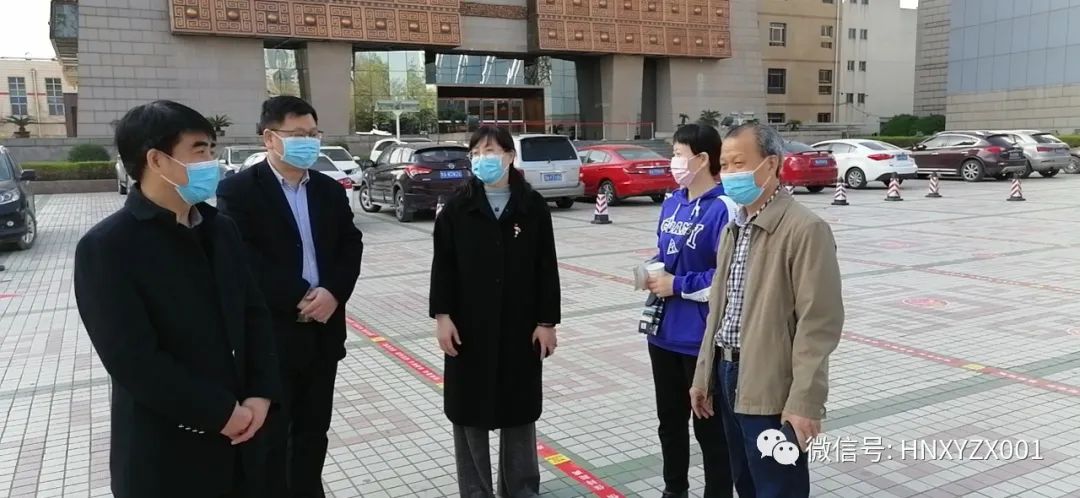 郑州市直机关党员干部踊跃献血 “撸起袖子”抗疫情