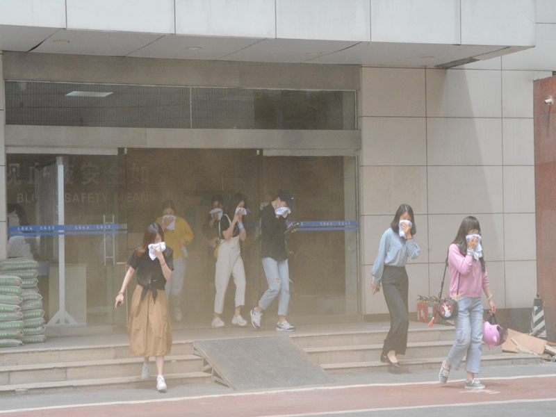 河南省红十字血液中心 认真开展火灾警示教育宣传月活动