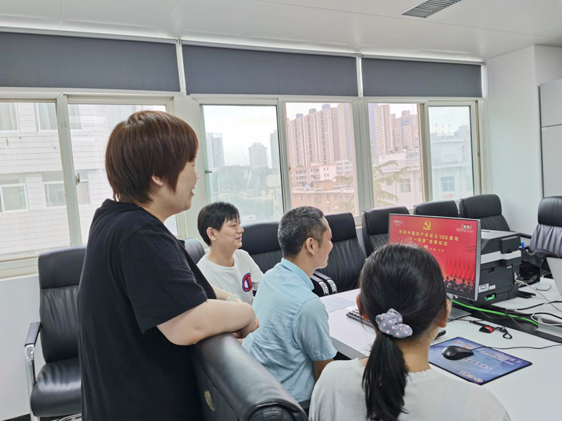 赓续红色血脉  汲取先进力量