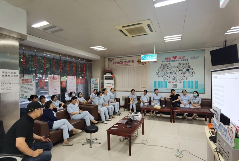 学史增信   继续前行
