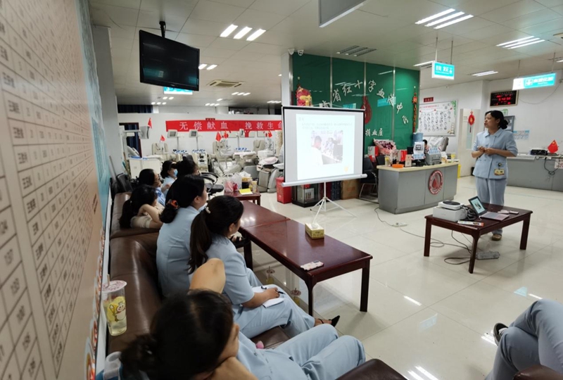 学史增信   继续前行