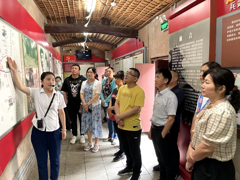 寻访红色足迹 学习光辉党史