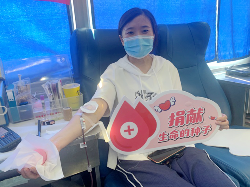 热心公益  热血为民