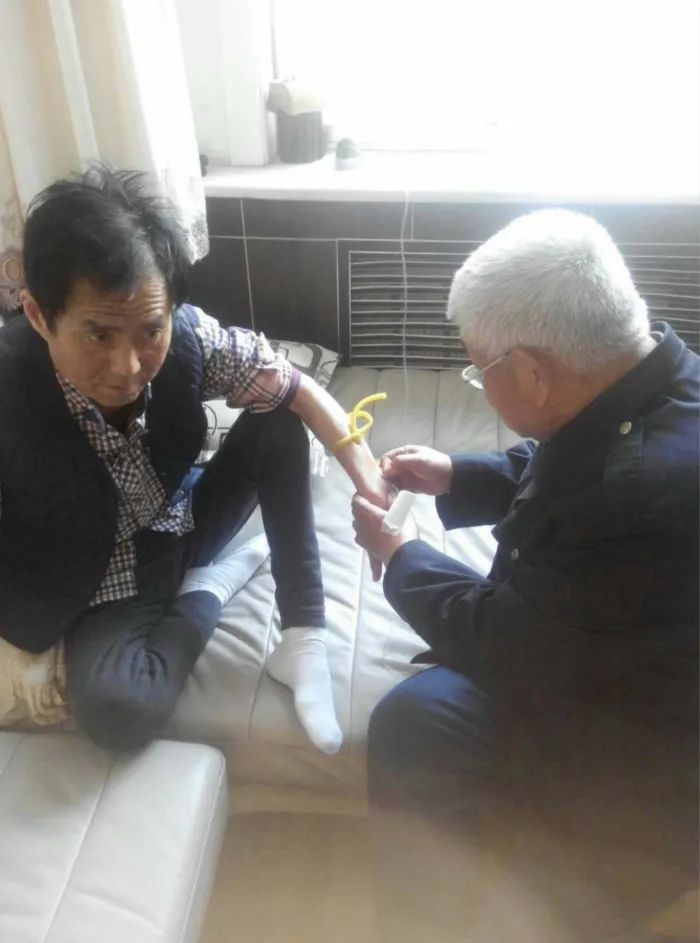 【好人365】郑桂林 病人在他家附近“蹲守”两天 为找他看病