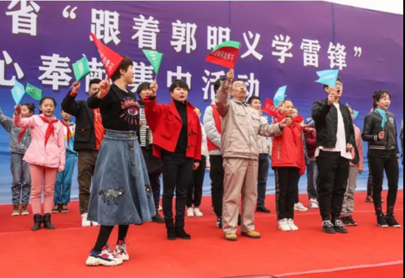 雷锋精神 | 永不褪色的精神坐标