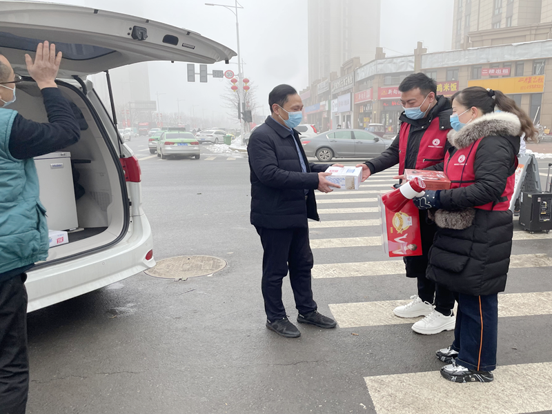河南省红十字血液中心 开展送温暖慰问活动