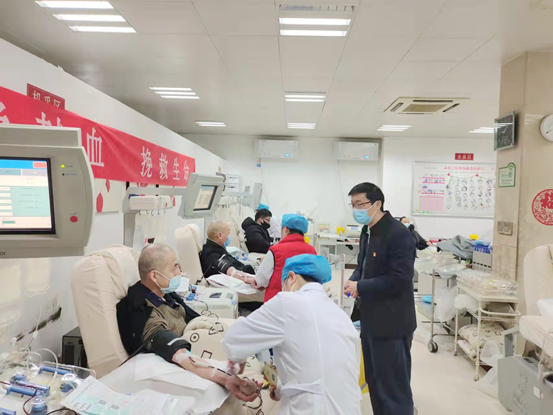 河南省红十字血液中心 开展送温暖慰问活动