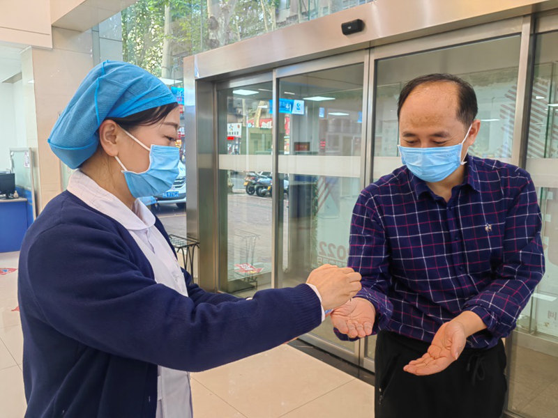 河南省红十字血液中心组织开展新冠肺炎疫情防控应急演练