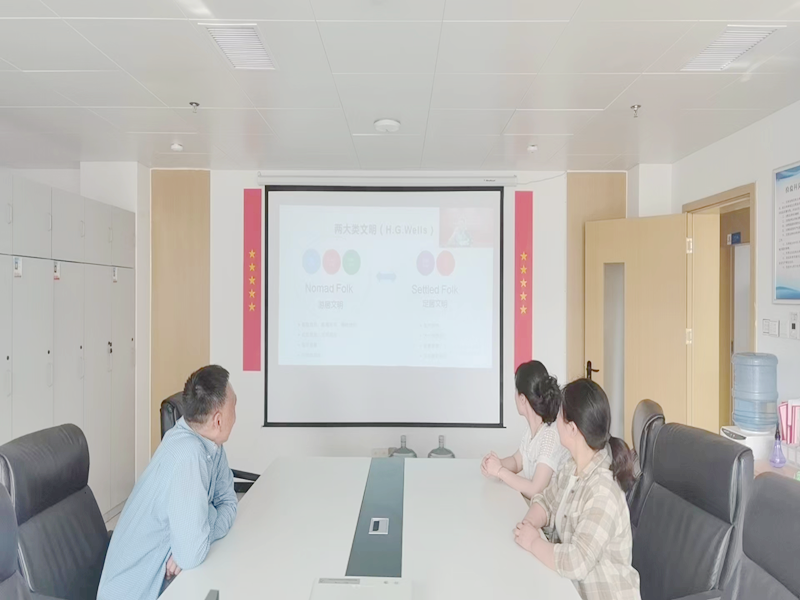 省血液中心组织女职工  参加“省直机关女性大讲堂”线上学习
