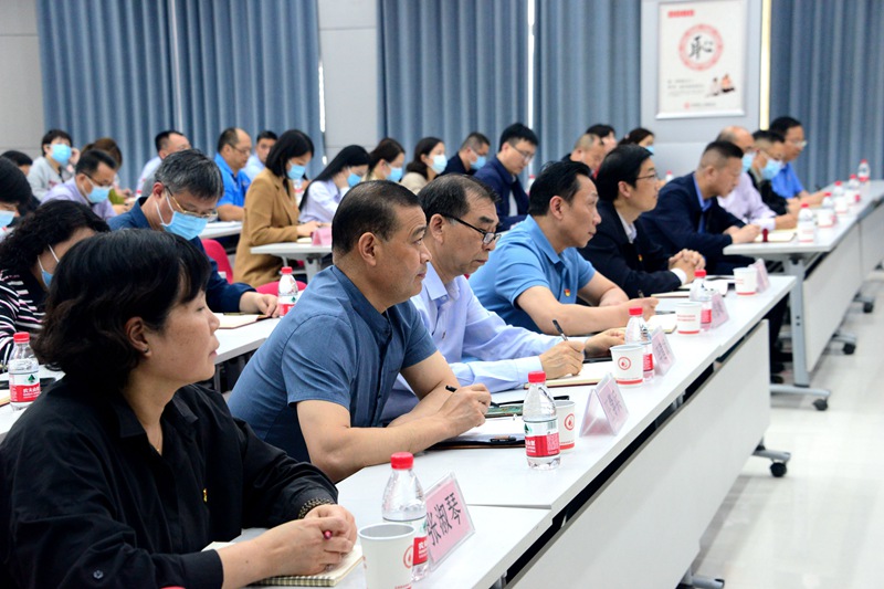 河南省红十字血液中心举行学习贯彻习近平新时代中国特色社会主义思想主题教育辅导报告会