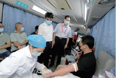用热血铸就“大爱之城” ——郑州连续13次荣膺“全国无偿献血先进城市”
