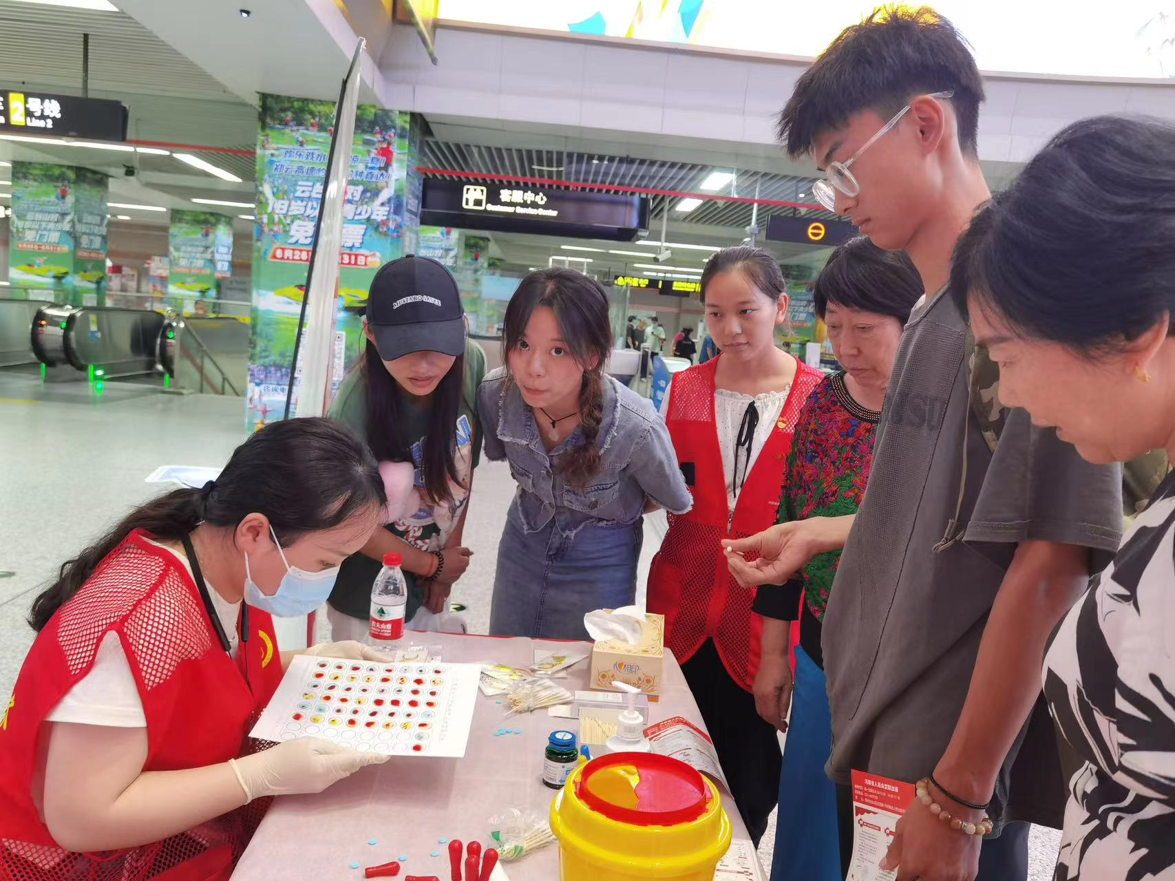 党建联建聚合力   携手为民办实事