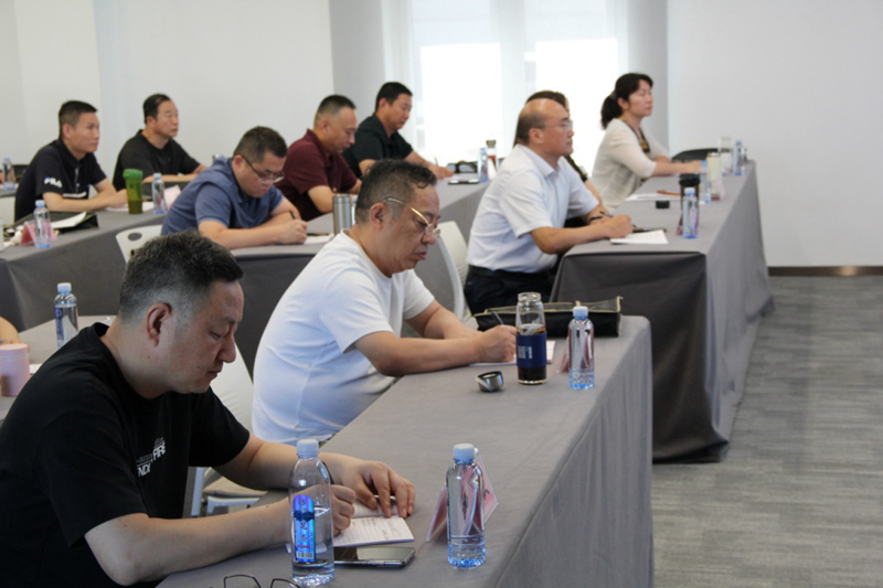 河南省红十字血液中心举办党员干部学习党的二十大精神培训班
