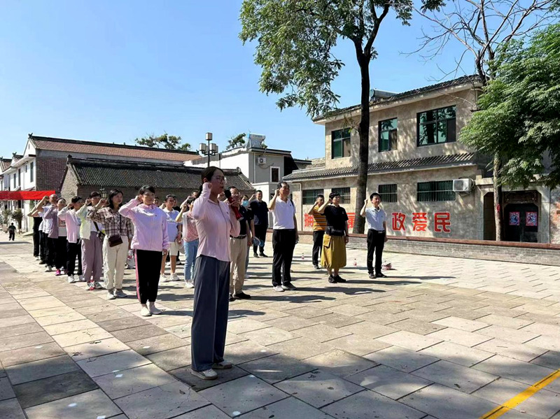 重温革命峥嵘记忆  传承红色文化精神