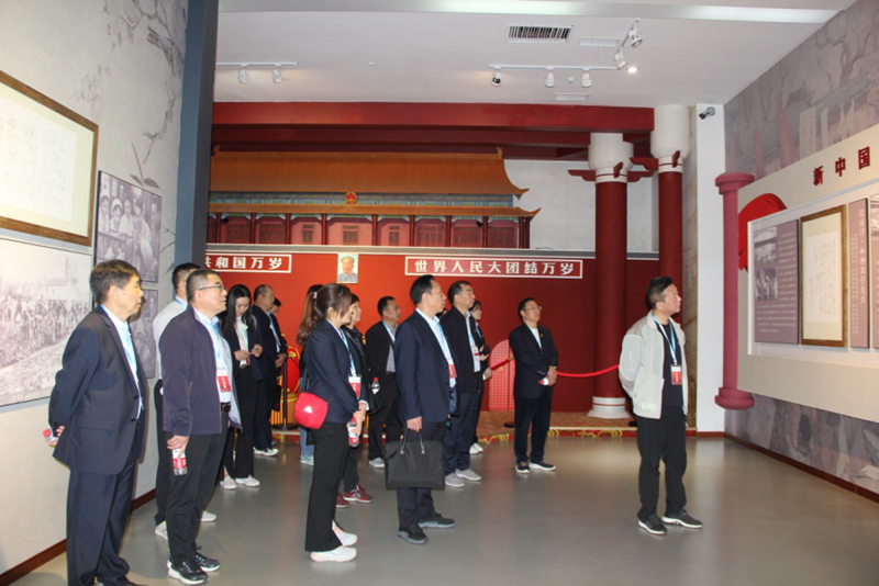 弘扬长征精神 汲取红色基因