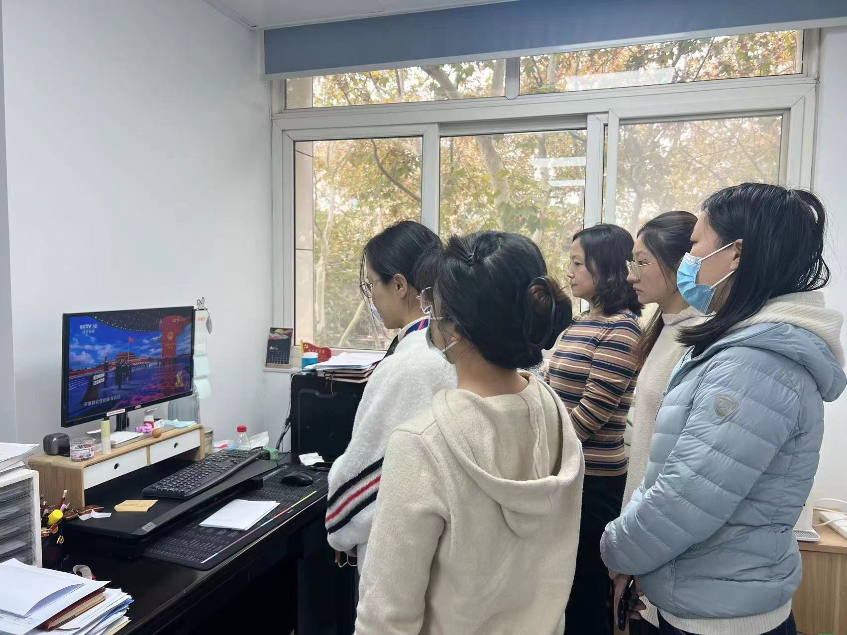 河南省红十字血液中心组织开展 “宪法宣传周”活动