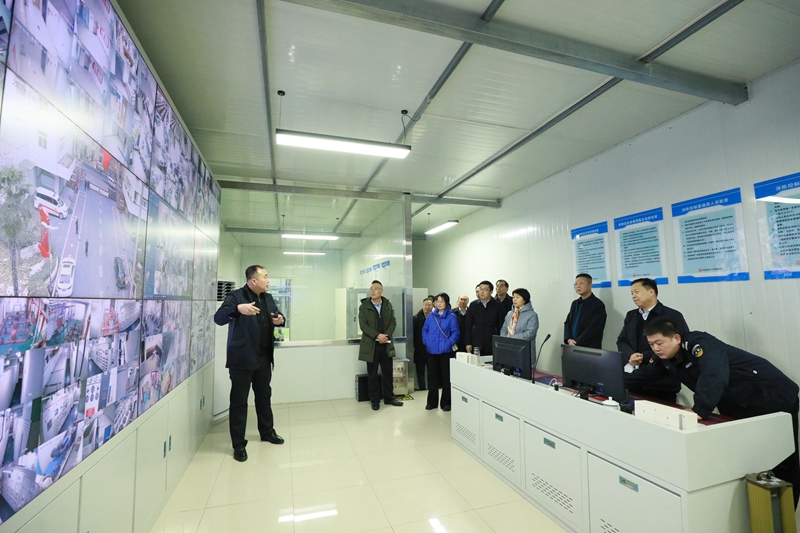 省卫生健康委主任黄红霞到省血液中心开展安全稳定工作督导检查