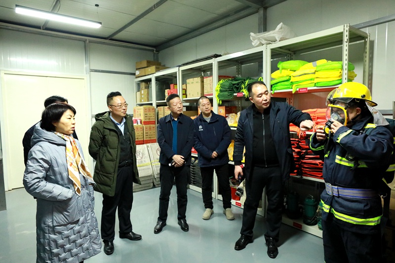 省卫生健康委主任黄红霞到省血液中心开展安全稳定工作督导检查