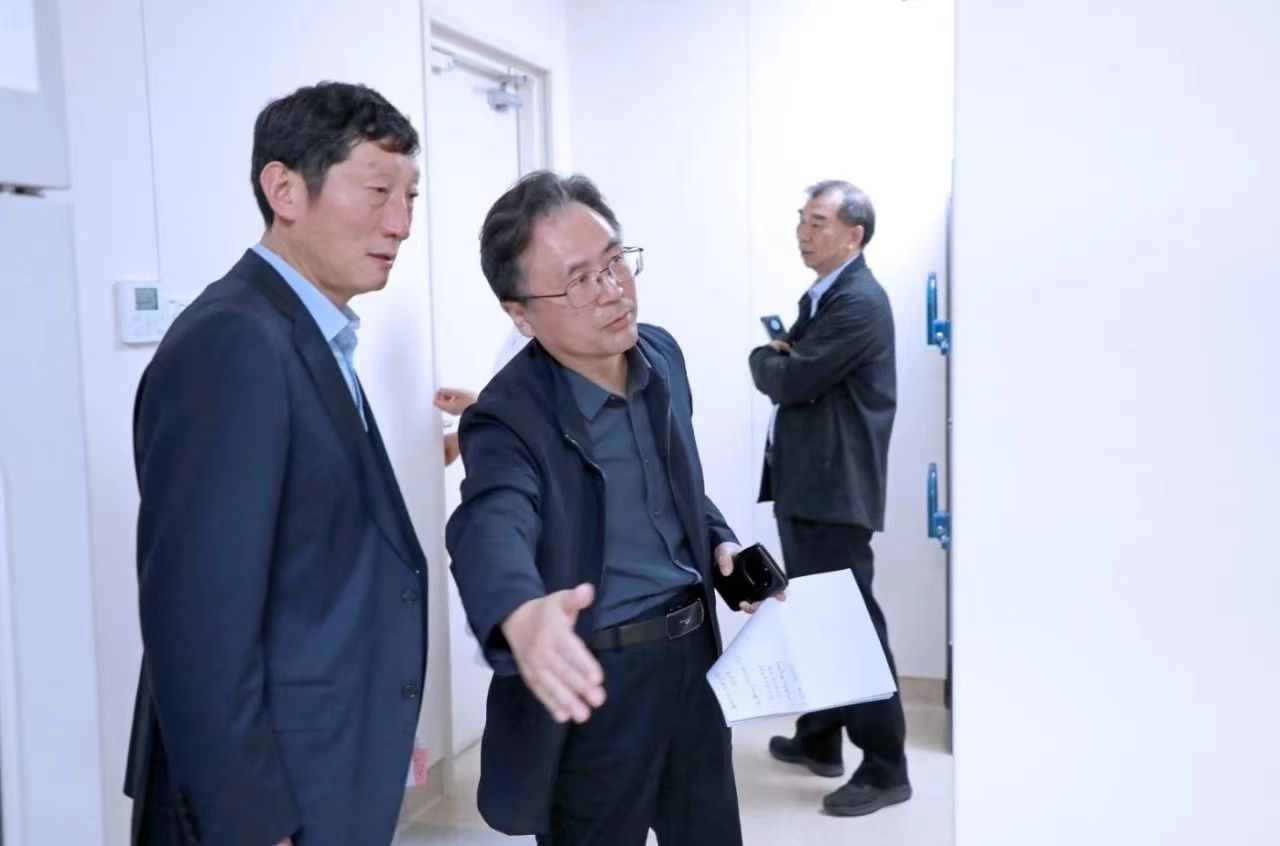 河南省血液安全技术核查组到我中心核查血液安全工作