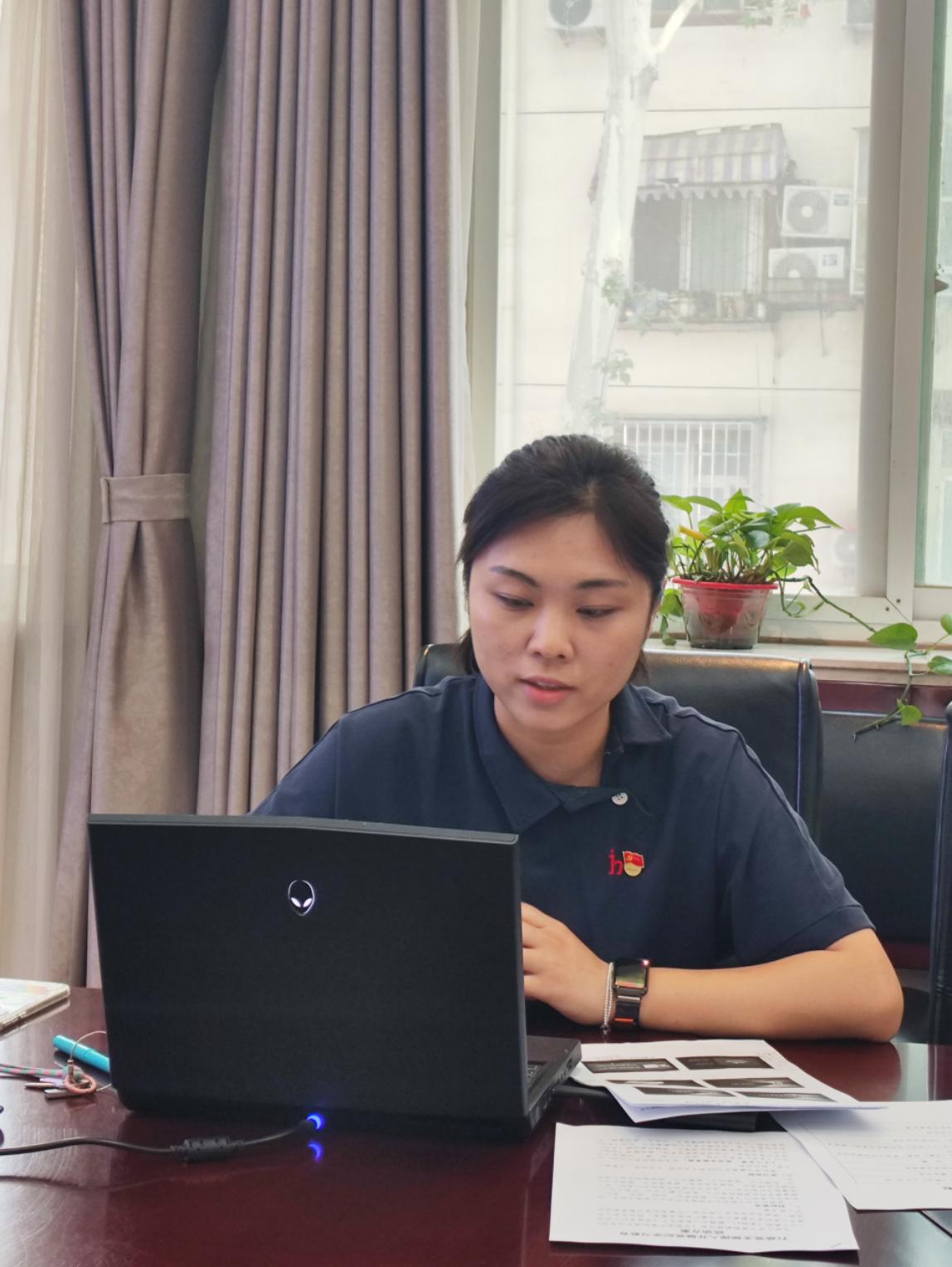 紧绷纪律之弦 严守纪律底线