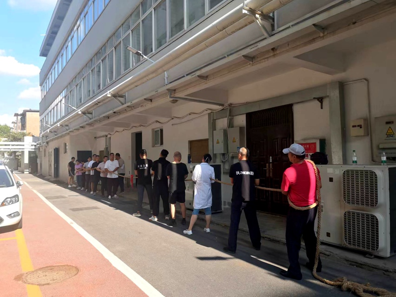 我中心代表省卫建委参加省直机关第八届全民建身运动会拔河比赛