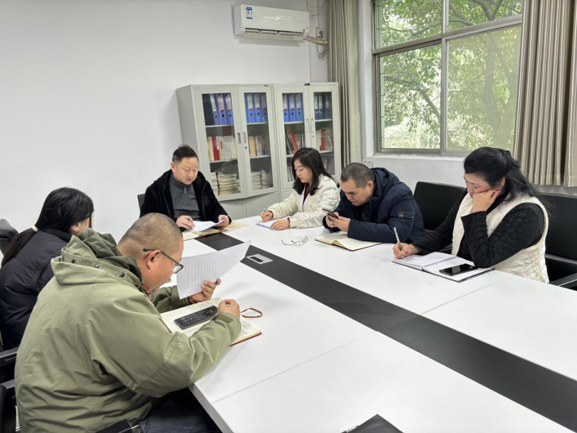 学健康论述,强保障担当