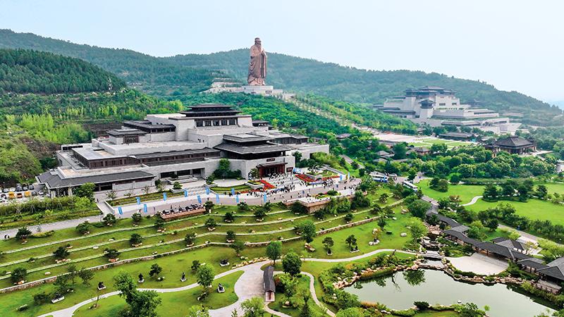 以文明交流互鉴推动人类文明发展进步