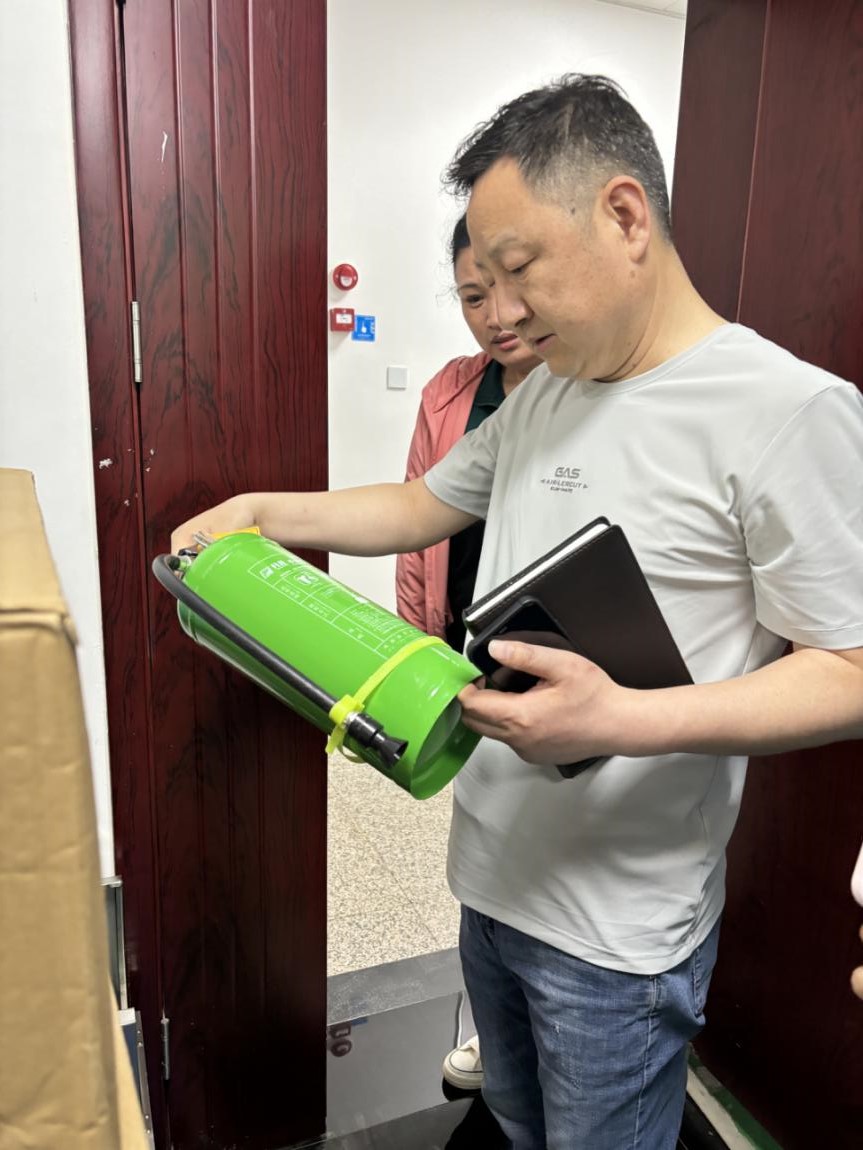 供应室积极开展安全生产自查 筑牢安全防线