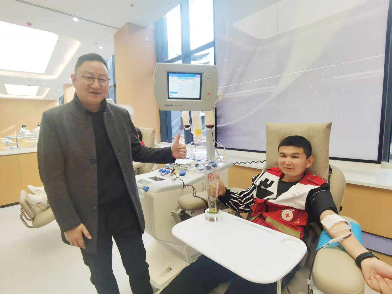 挽袖百次守初心 热血十年践约定