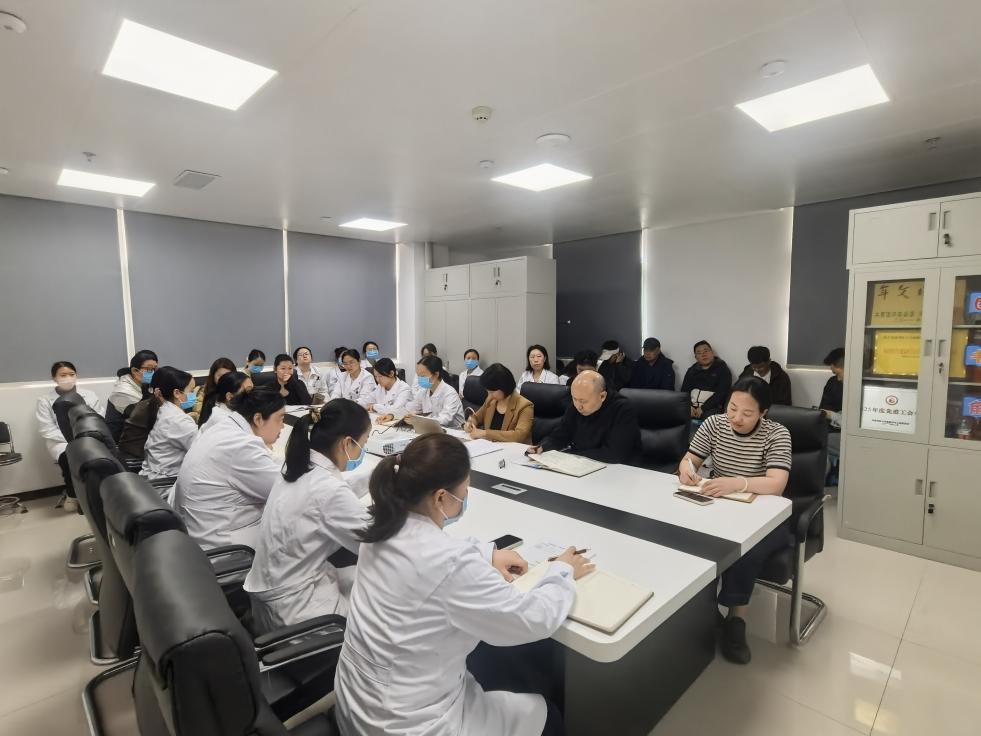 强化警示教育 推动业务规范