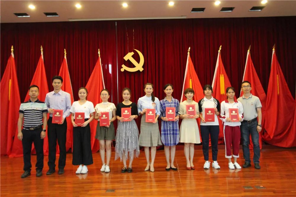 海南省卫生健康委举办2019年“青春心向党•建功新时代”宣传教育实践活动