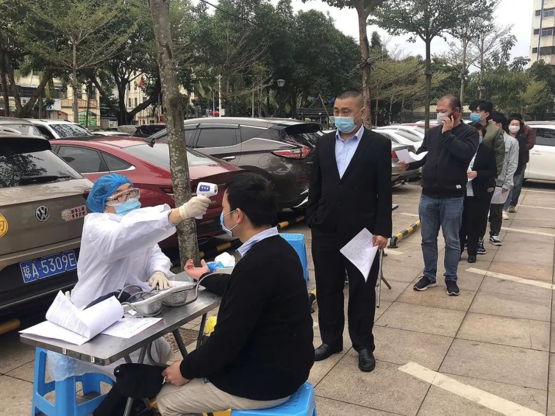 献血战“疫”,海南现代妇儿首当其冲!