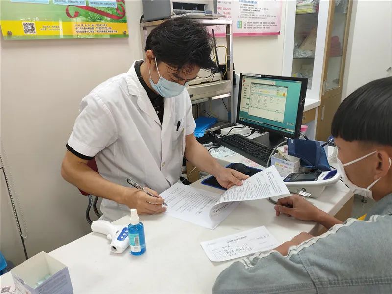 疫情后方,我们共同守护生命!