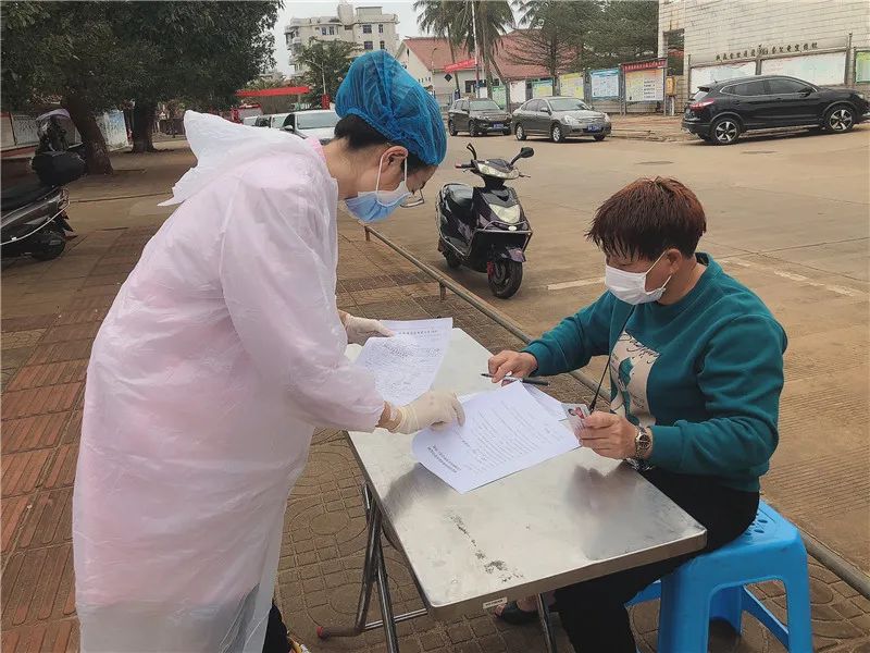 疫情后方,我们共同守护生命!