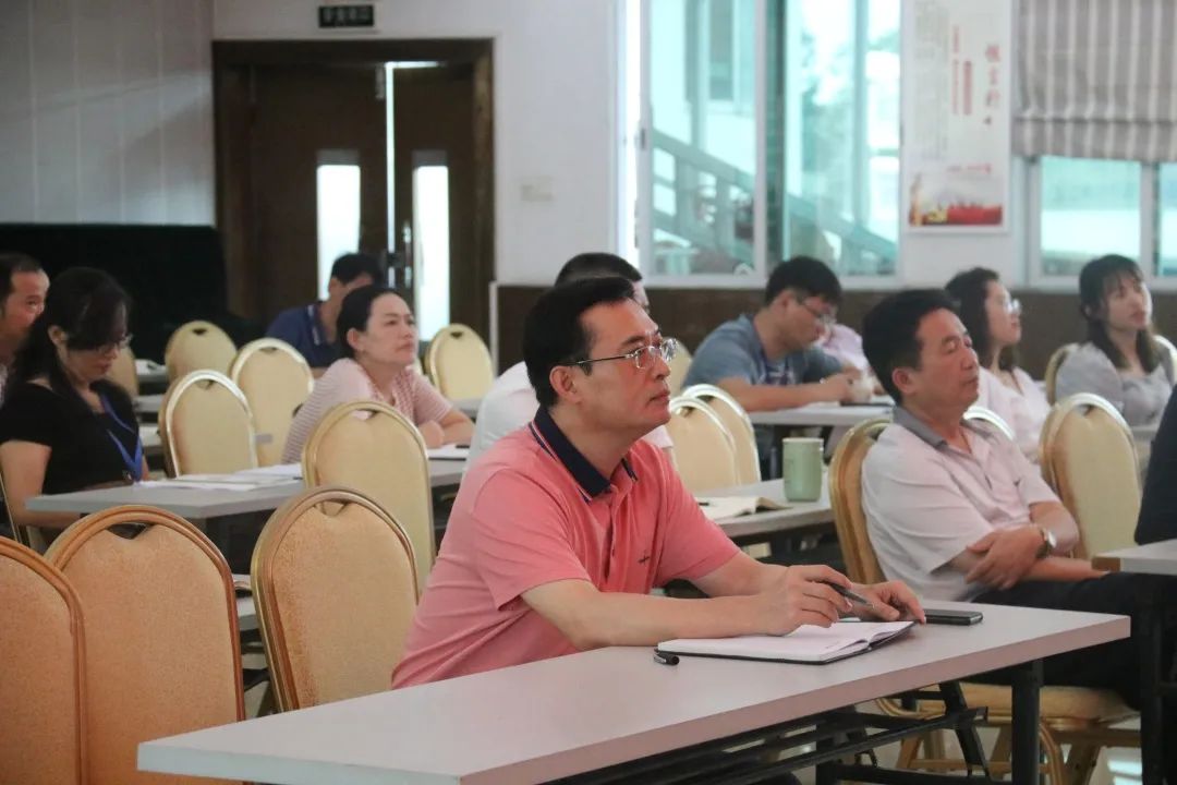 海南省血液中心集中开展廉政纪律教育专题活动