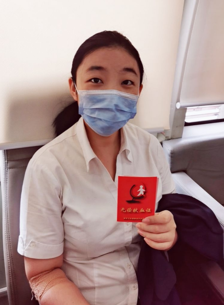 “行庆献热血 华夏有真情” ——华夏银行海口分行5周年行庆爱心献血活动