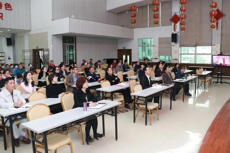 省血液中心“初心讲堂”开讲啦