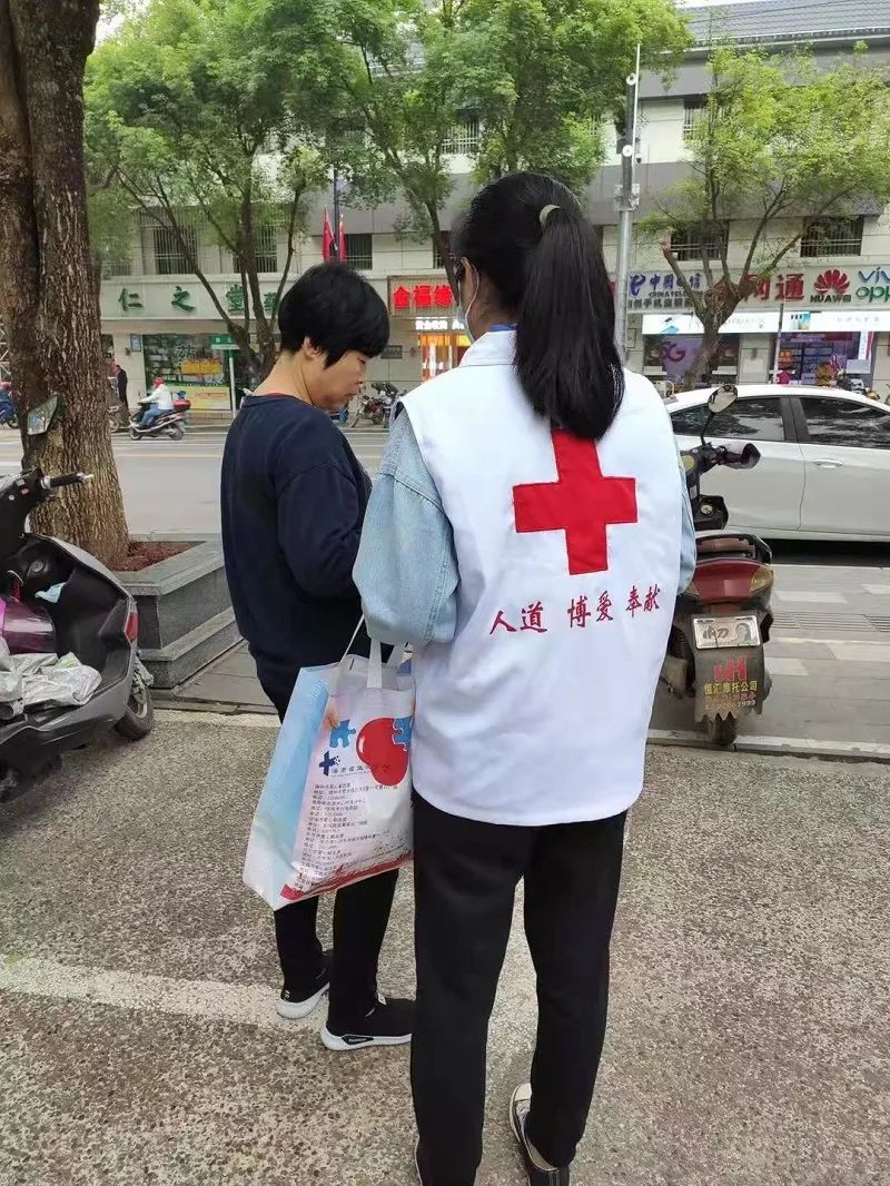 白沙爱心献血屋今日启用