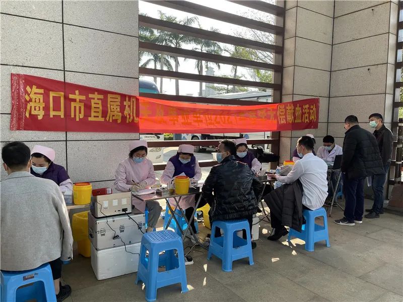 寒冬中,他们用温暖守护一座城