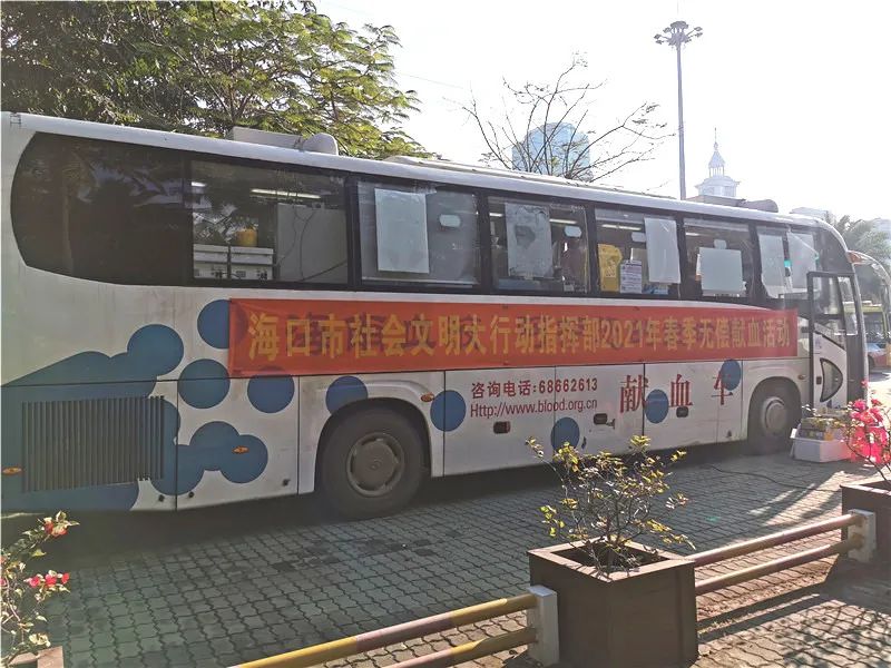 寒冬中,他们用温暖守护一座城