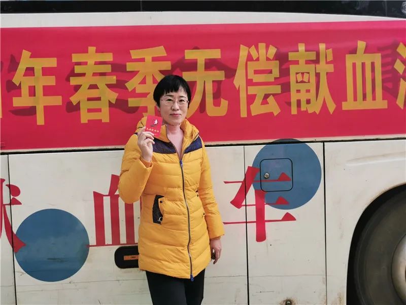 寒冬中,他们用温暖守护一座城