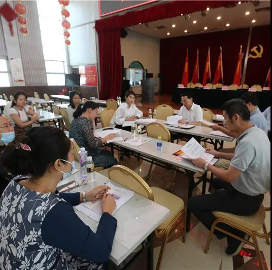 海南省血液中心第四届一次职工代表大会顺利召开