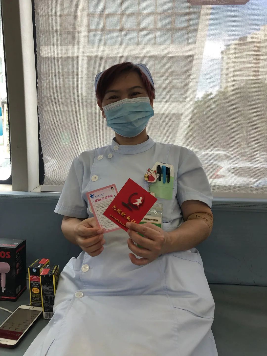 点滴奉献勇担当 医者挽袖筑爱心——海南省安宁医院、海南众智医疗投资有限公司组织开展献血活动