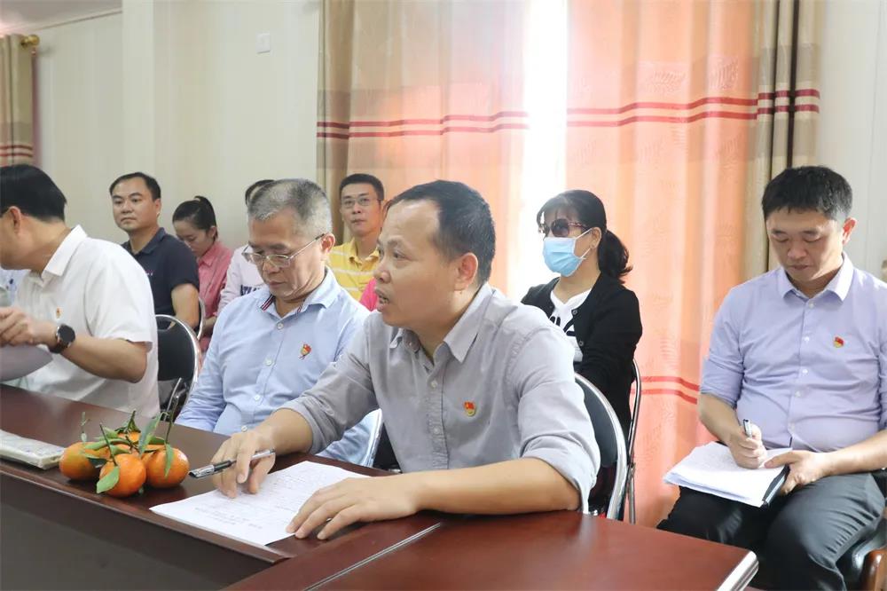 省纪委监委驻省卫健委纪监组、省卫健委机关处室党支部联合省血液中心开展“结对共建促发展　我为群众办实事”主题党日活动