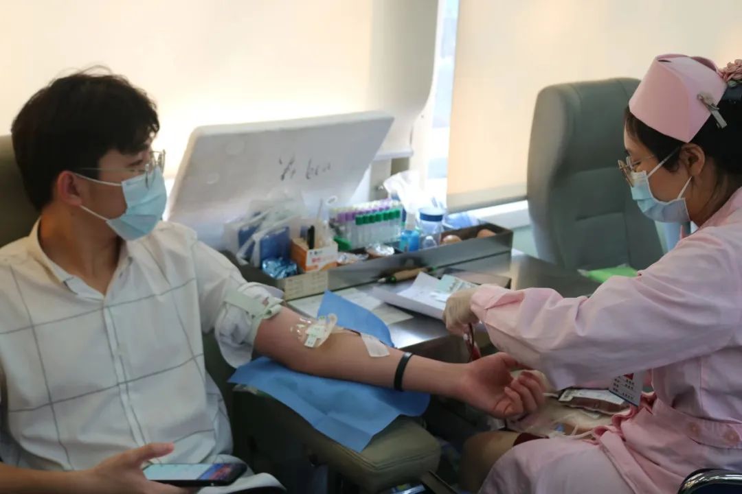 热血主力军上线!海南医学院361名学子捐献血液11万余毫升